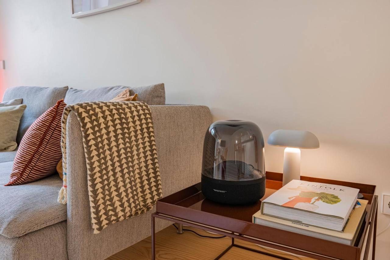 Deluxe 2Bdr Apartment W/ Patio By Lovelystay Lissabon Exterior foto