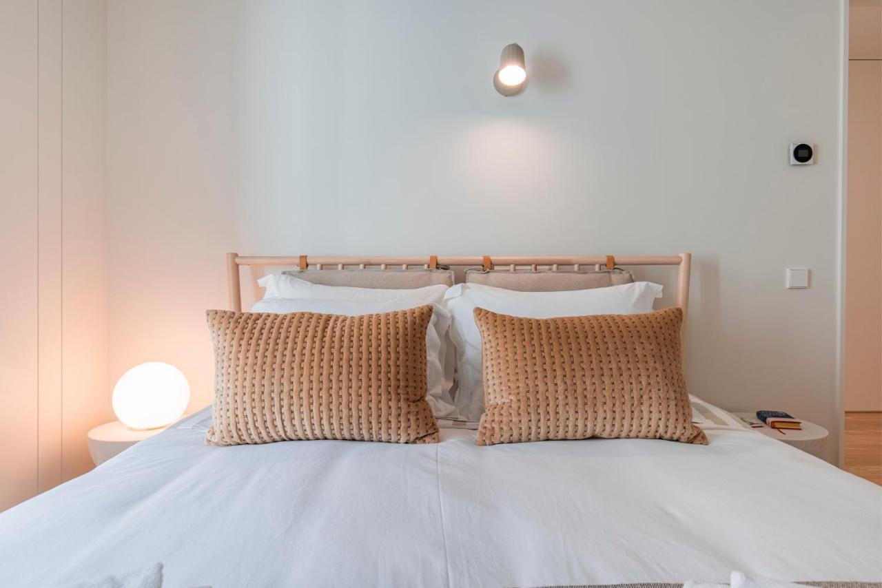 Deluxe 2Bdr Apartment W/ Patio By Lovelystay Lissabon Exterior foto