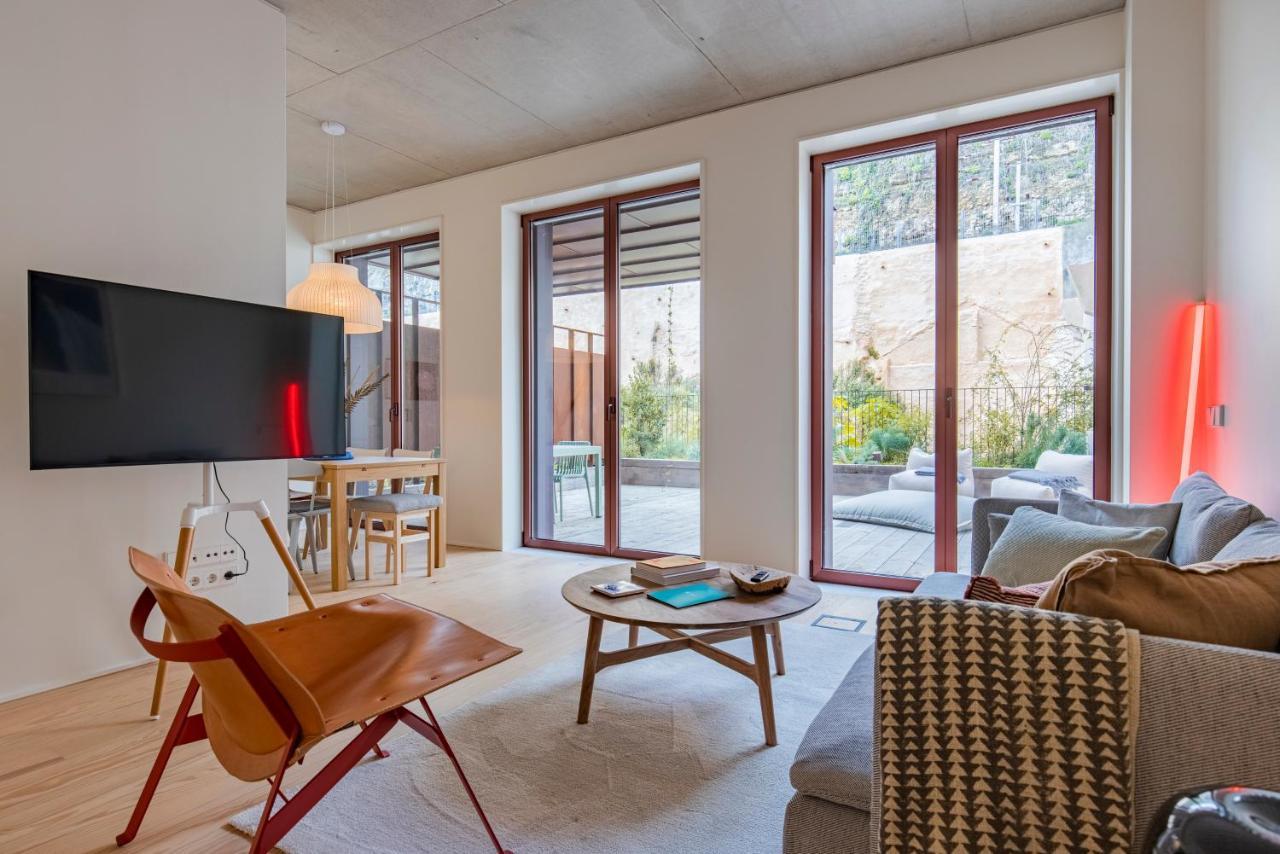 Deluxe 2Bdr Apartment W/ Patio By Lovelystay Lissabon Exterior foto