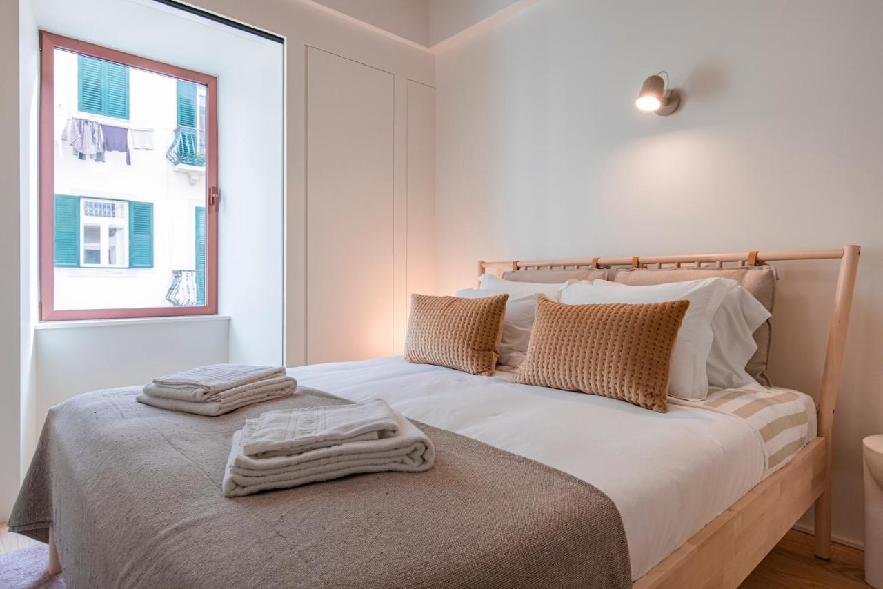 Deluxe 2Bdr Apartment W/ Patio By Lovelystay Lissabon Exterior foto